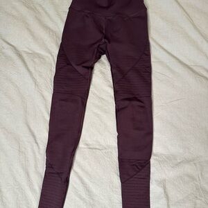 Alphalete Revival Purple Leggings Sleek Stretchy Full-Length